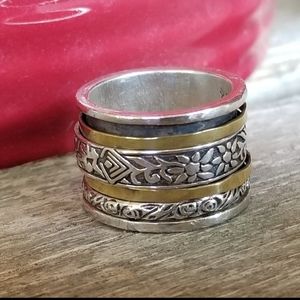Silpada Sterling Silver Spinner Ring